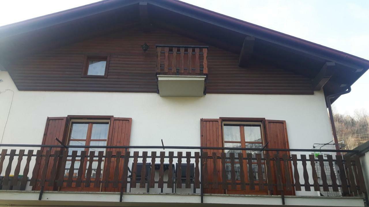 Casa Vacanze Germano อาออสตา ภายนอก รูปภาพ