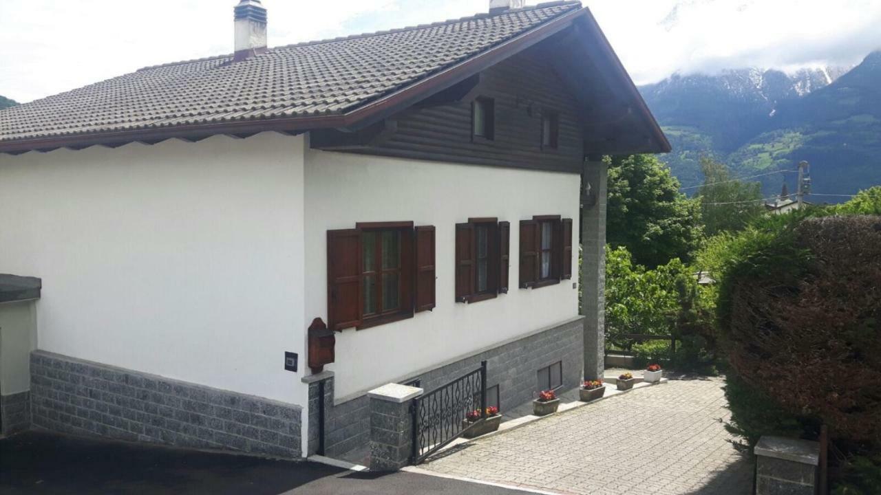 Casa Vacanze Germano อาออสตา ภายนอก รูปภาพ