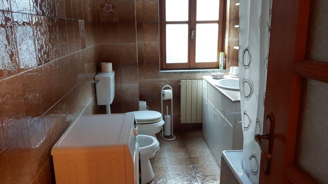 Casa Vacanze Germano อาออสตา ภายนอก รูปภาพ